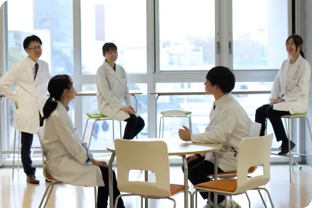 学生・研修医の皆様へ